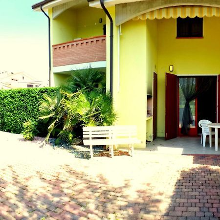 Villa Fiori Dalia Lido di Pomposa Eksteriør billede